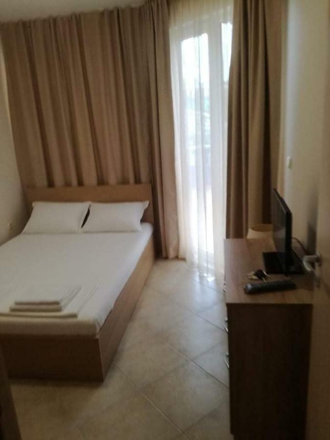 Emberli Aparthotel Lozenets Exterior photo