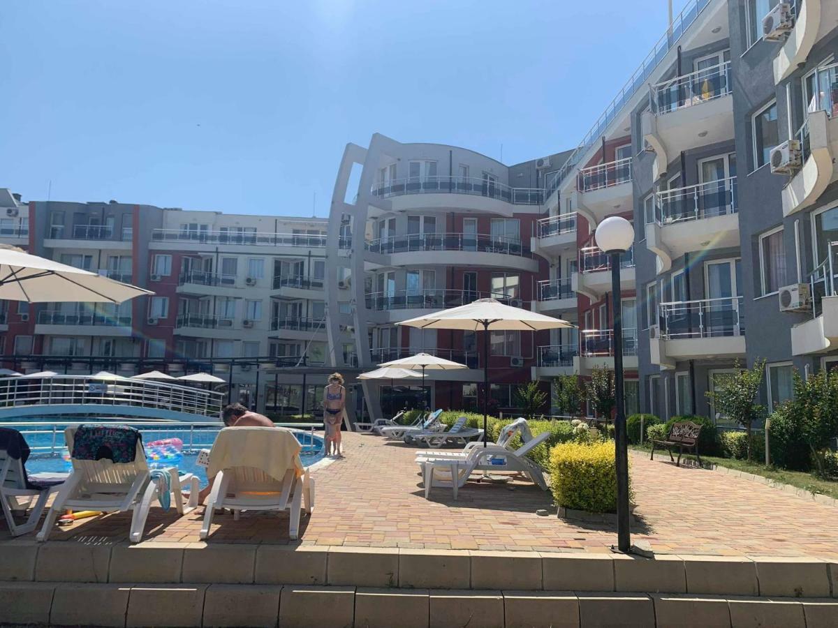 Emberli Aparthotel Lozenets Exterior photo